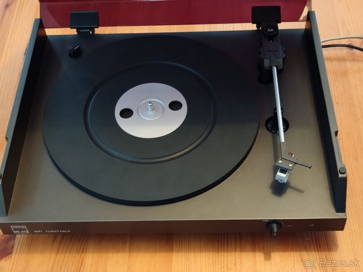 Gramofón Tesla NC470 - 3