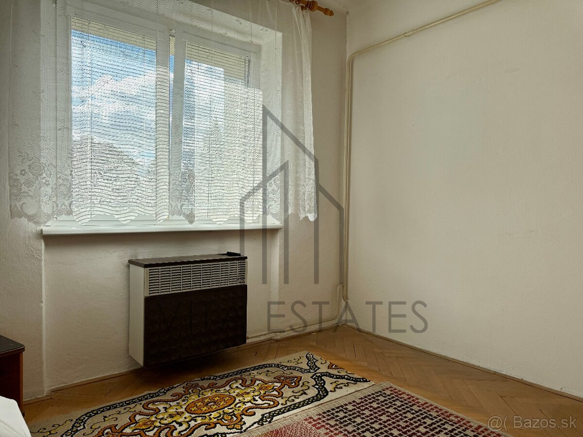 🏡 Na predaj veľkometrážny byt s balkónom - Nováky - 3