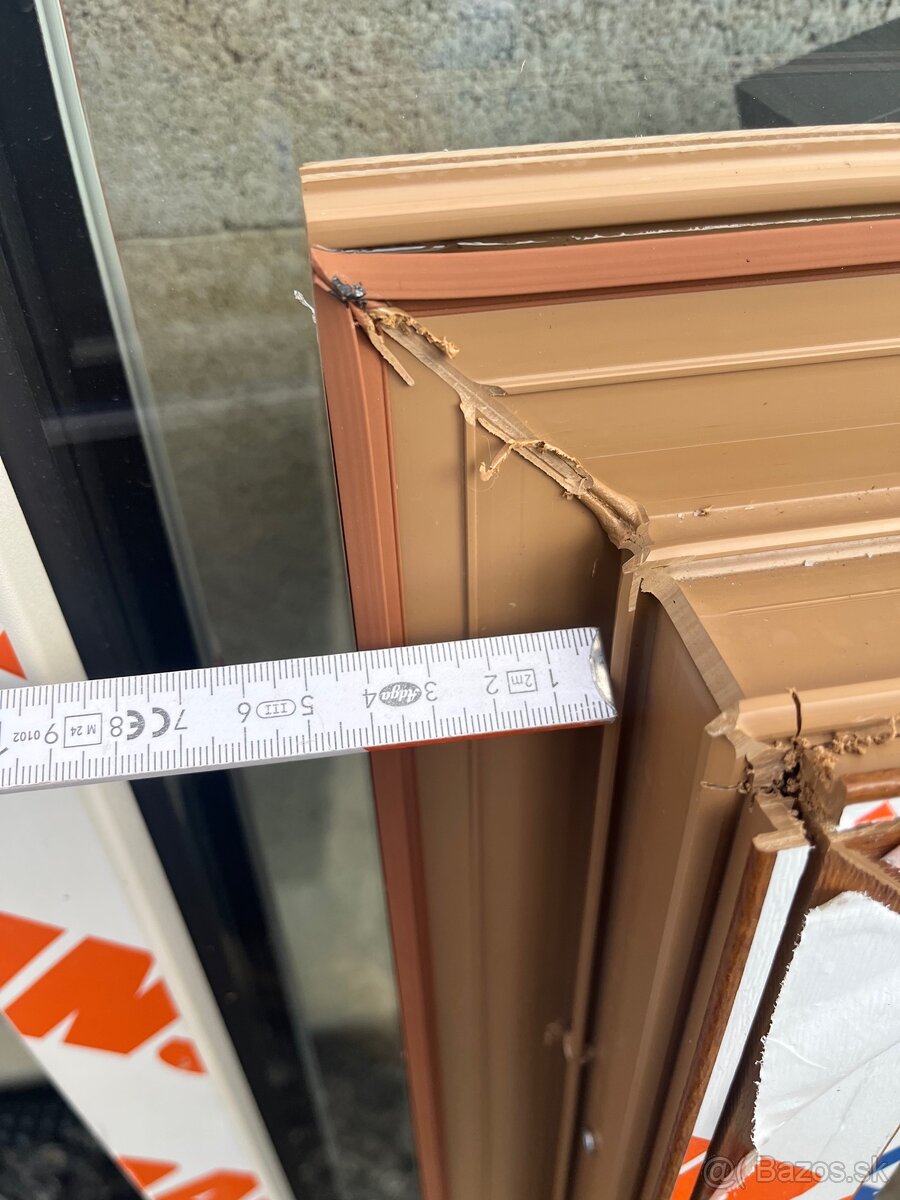 Predám plastové okno 1100x1080 - 3