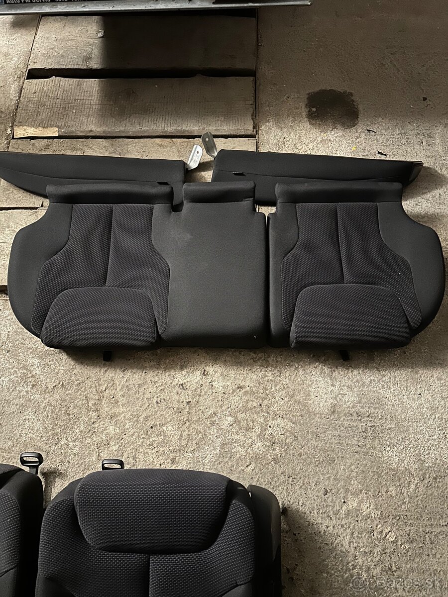 Sedačky VW Passat B6 - 3