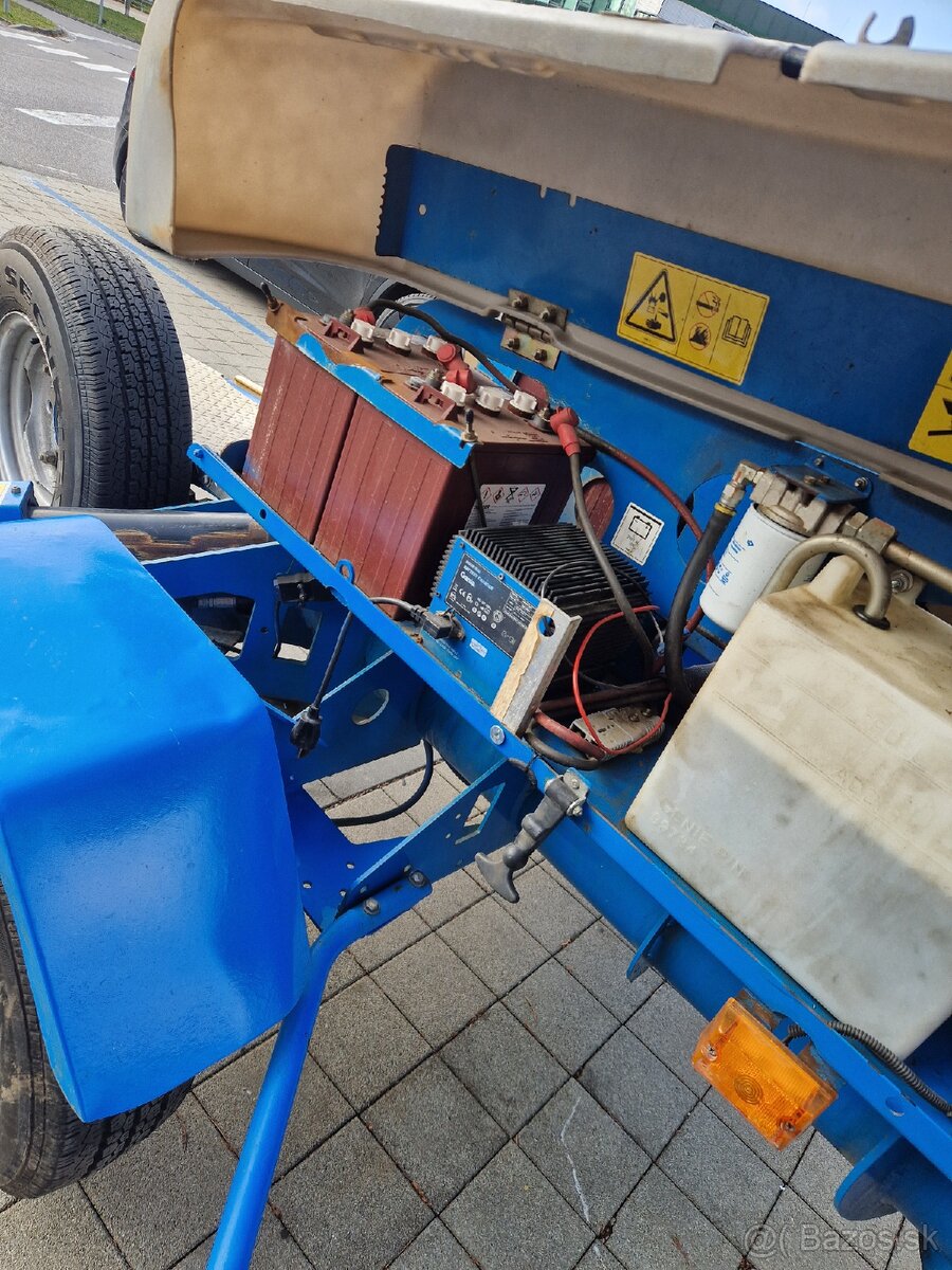 Pracovná plošina Genie TZ50, rok 2012, 18m - 8,5 bočný - 3