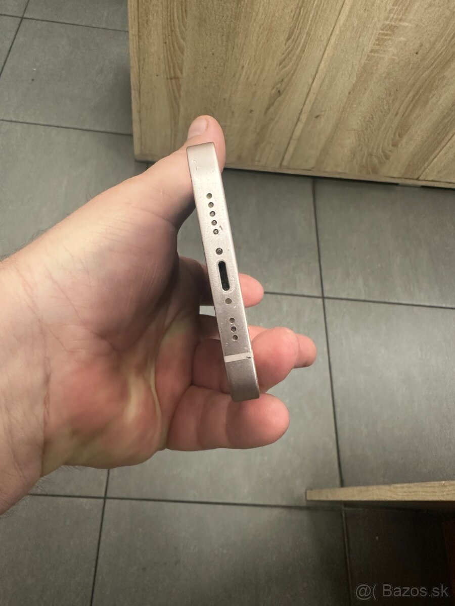 predam iphone 13 128gb ružový - 3