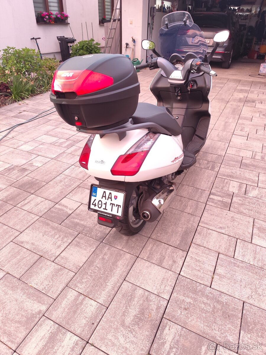 Aprilia - 3