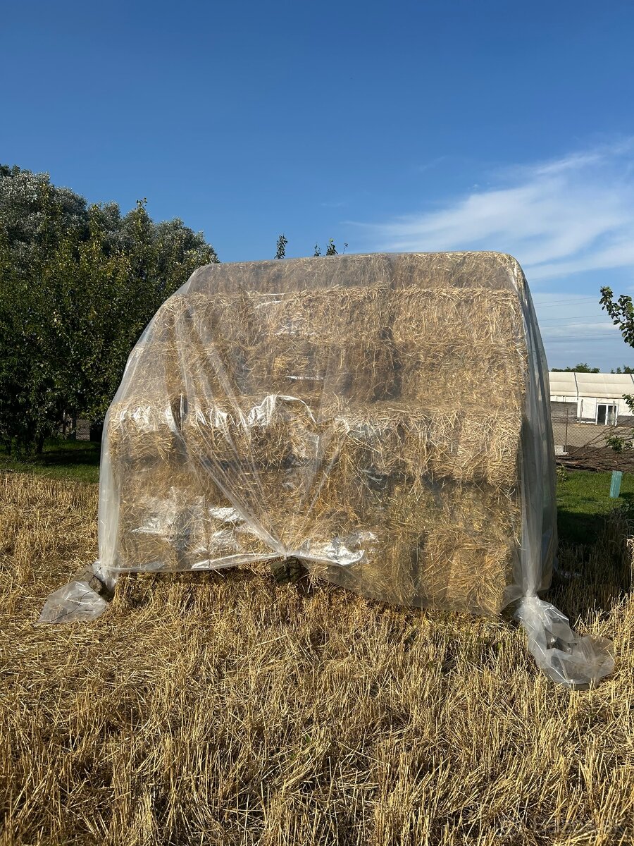 Malé balíky slamy - 3