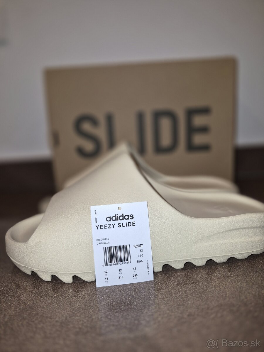 Yeezy Slide - 3
