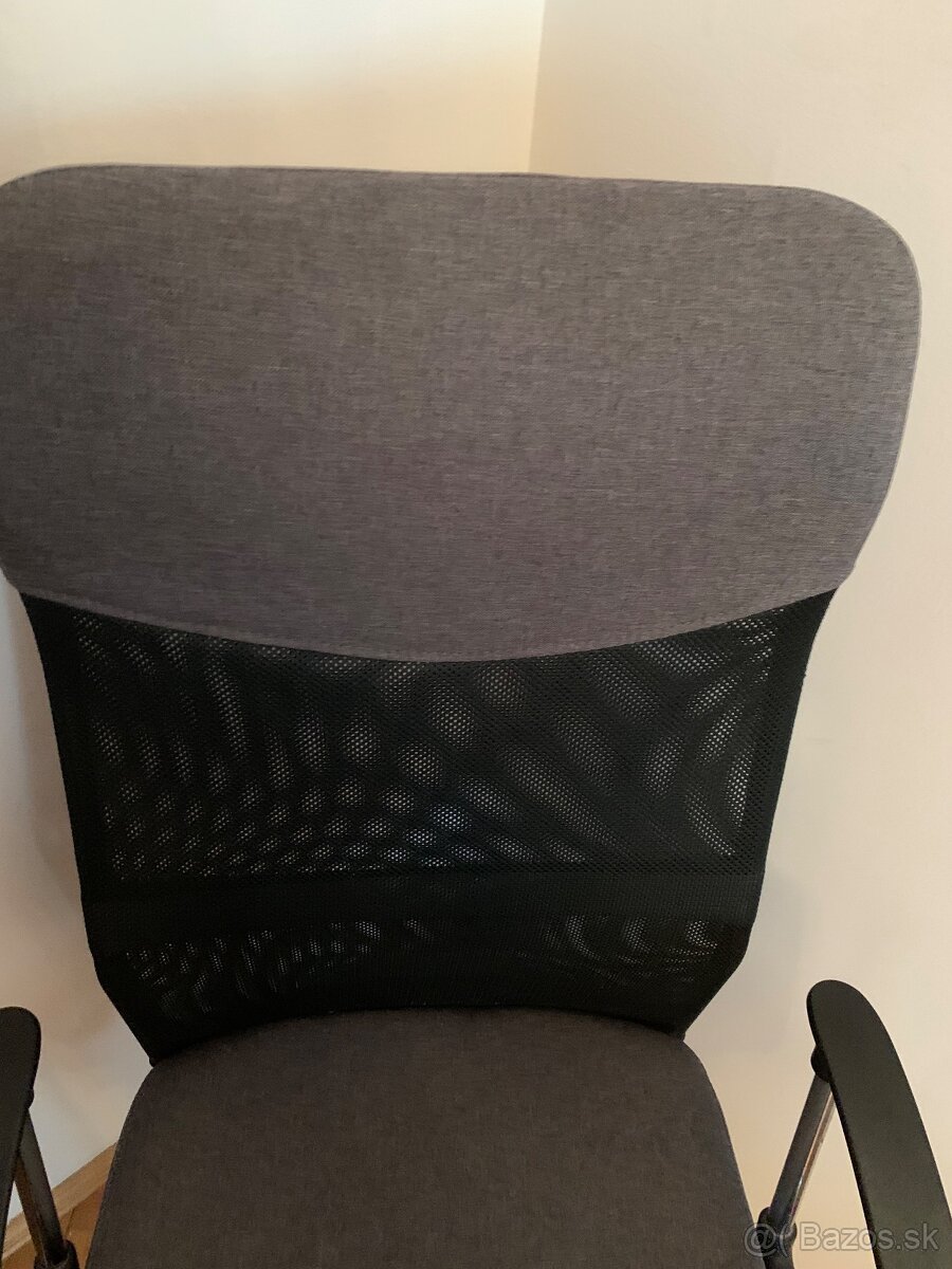 Otočná stolička na kolieskach - 3