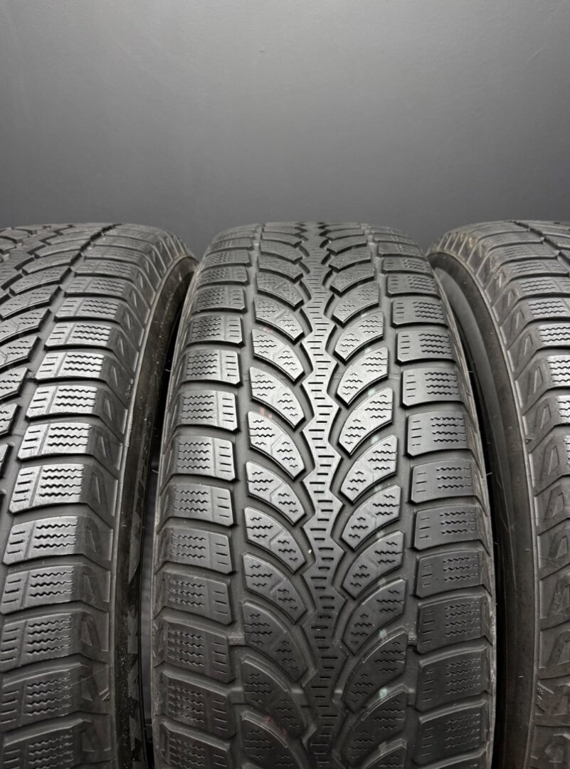 Sada pneu Bridgestone 235/65/17 108H - 3