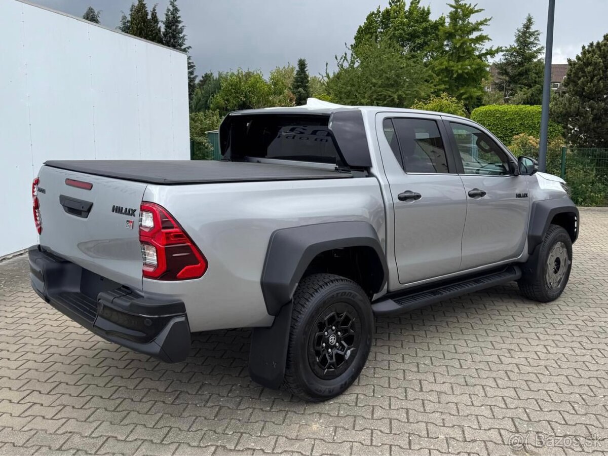 Toyota Hilux GR SPORT 2 MY25 NOVÉ VOZIDLO