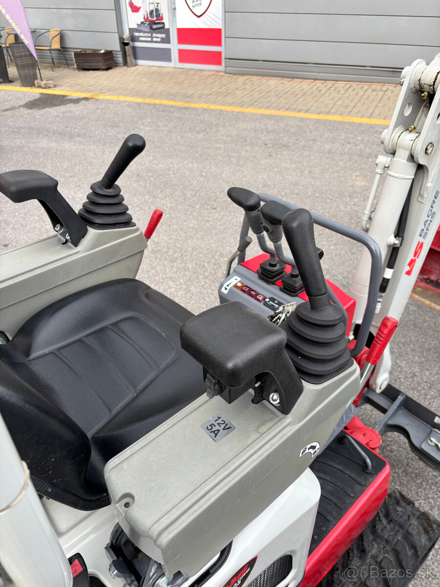 Takeuchi TB210R | 2022 | 69 MTH - 3