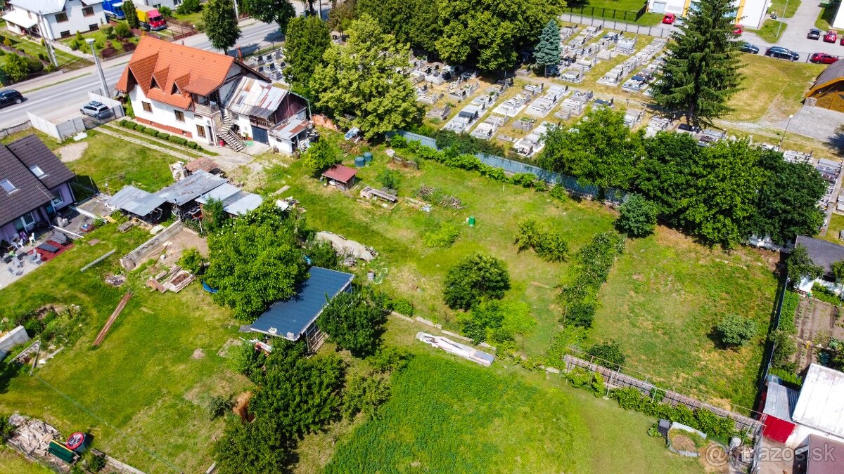 VEĽKÝ STAVEBNÝ POZEMKOM, UL. HLAVNÁ, VALALIKY - 3