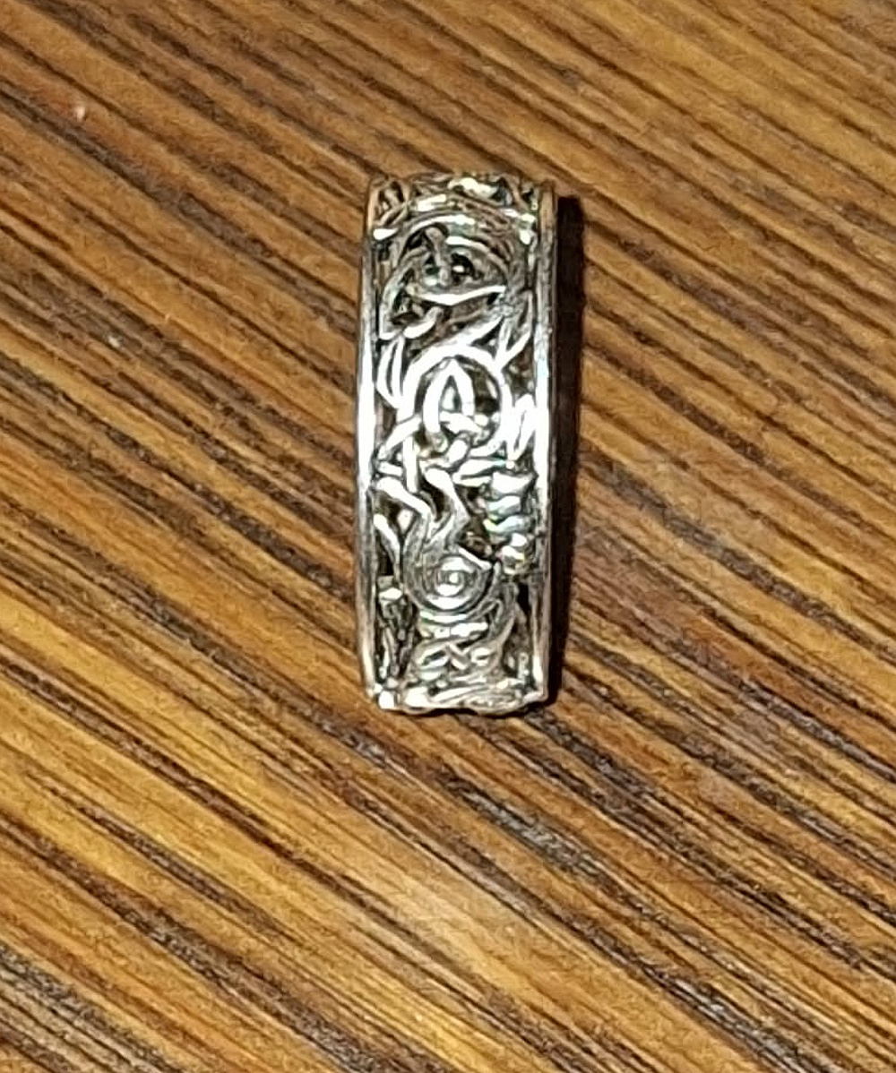 STRIEBORNÝ PRSTEŇ - 3