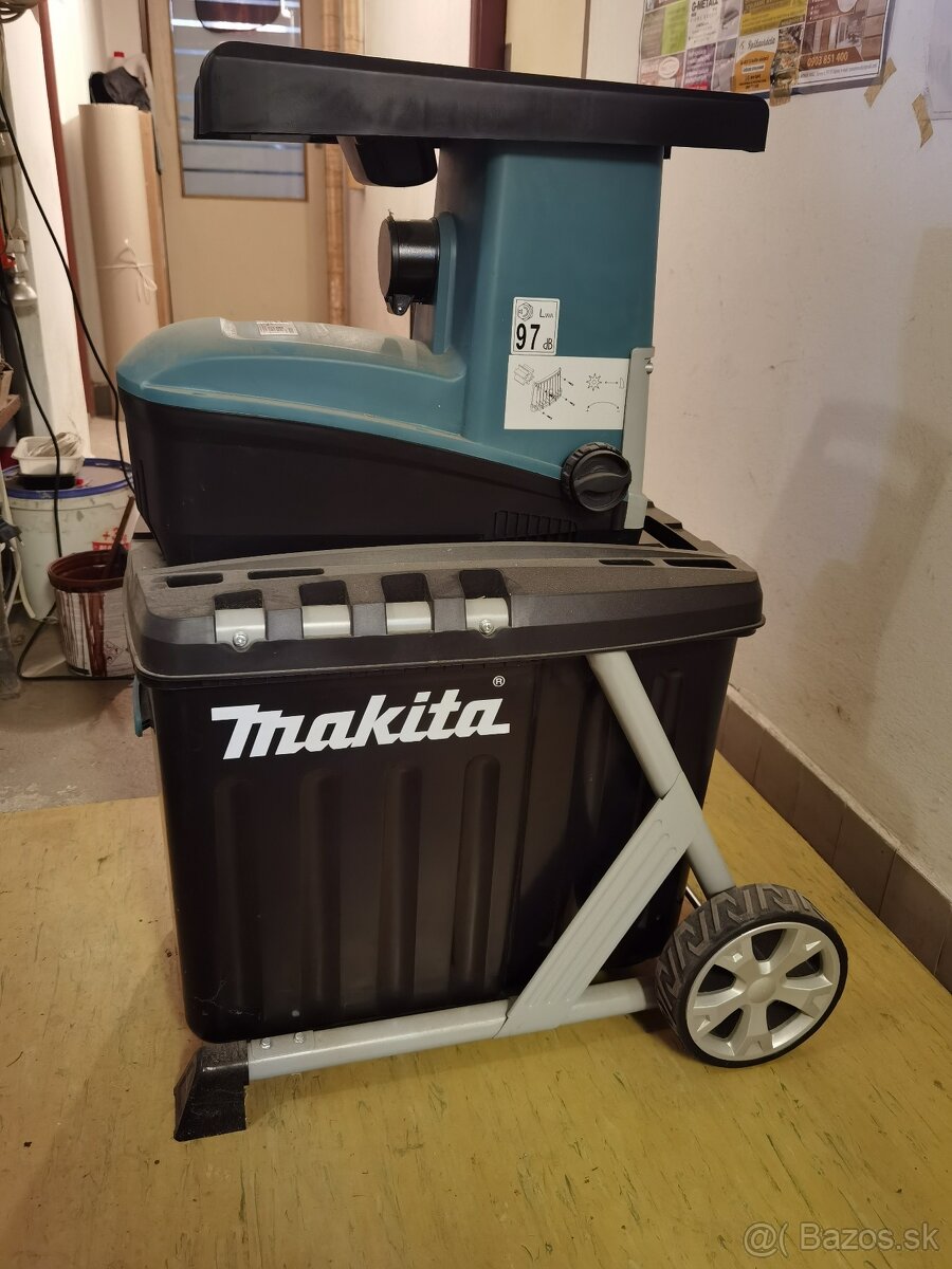 Makita drvič UD2500 - 3