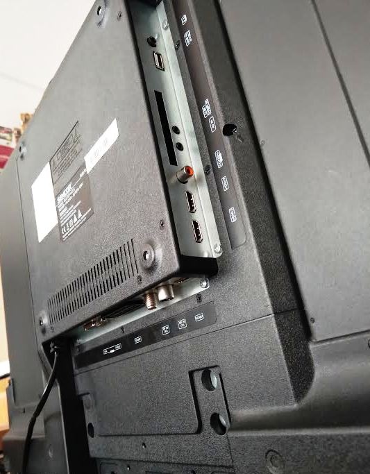 TV SENCOR SLE 39F14TCS Uhlopriečka 99cm. - 3