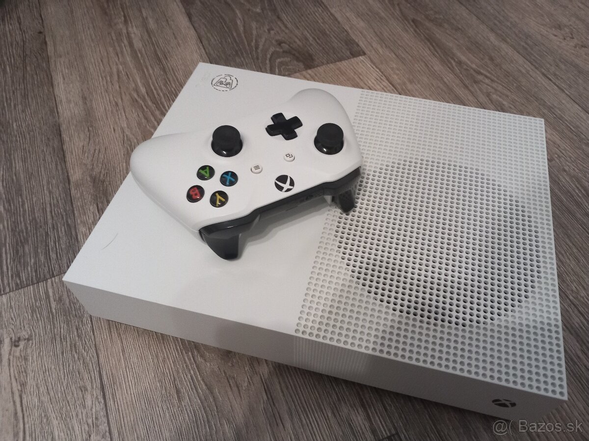 Xbox one s 1tb - 3