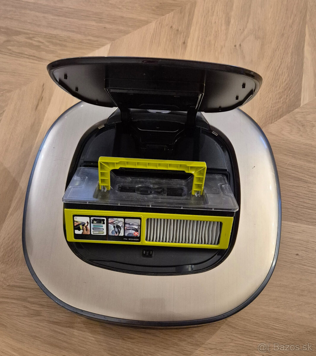 Robotický vysávač LG Hom-bot VSR86040PG - 3