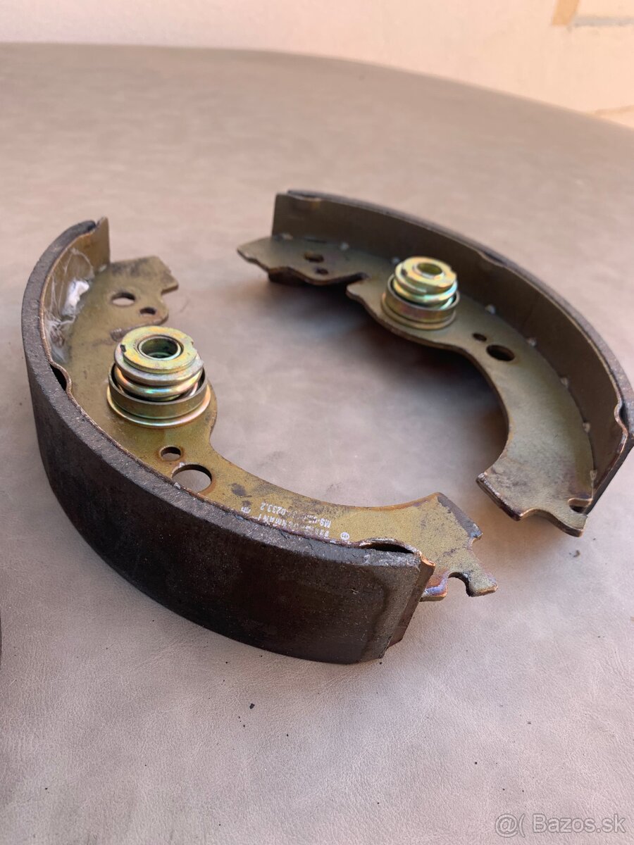 Brzdové obloženie Lada 2103 - 3