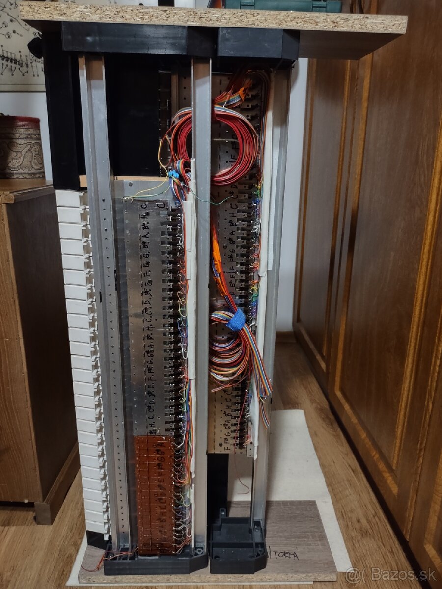 Predám klávesnice na Elektrický Organ - 3