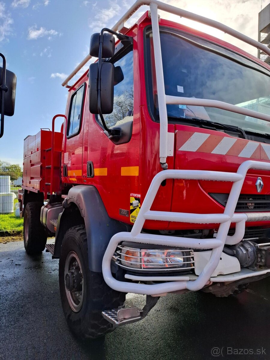 Hasičské vozidlo, Renault 4×4 CCF 2000L - 3