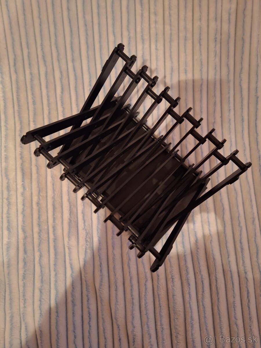 Držiak na DVD hry - 3