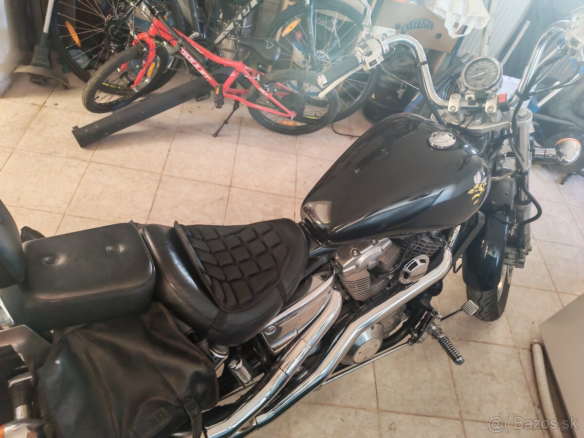 Predám Honda Shadow 1100C - 3