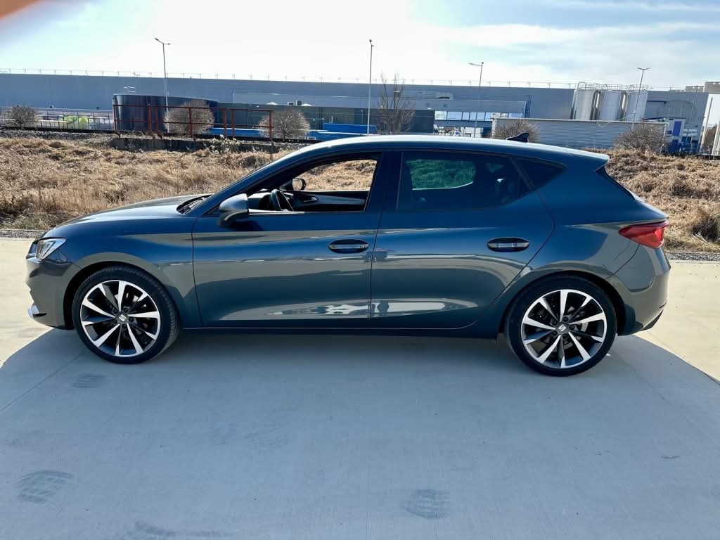 Leon 1,5 eTSI 110kW Virtual Benzín - 3