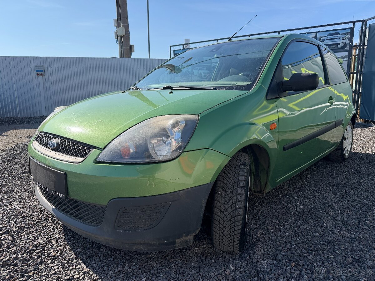 Ford Fiesta 1.3 Ambiente - 3