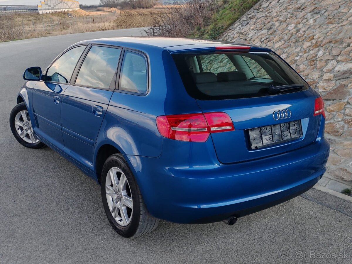 Audi A3 1.6 Benzin Sportback Facelift - 3