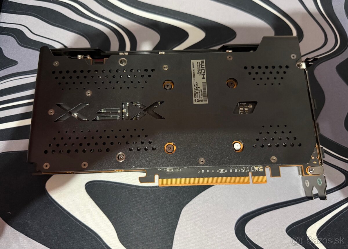 XFX RX 6650 XT 8GB - 3
