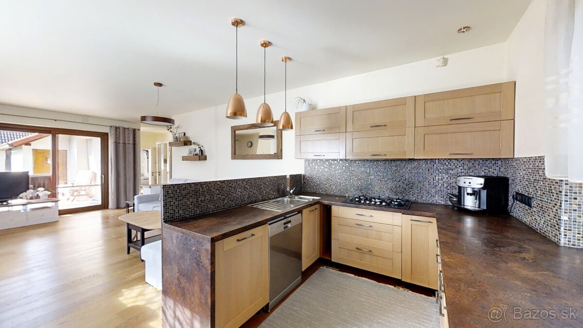 5-izb. RD s bazénom - Bytča - 3