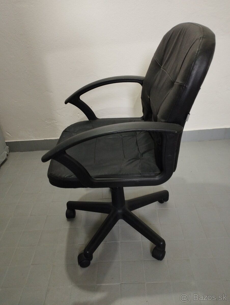 Kancelárska stolička - 3