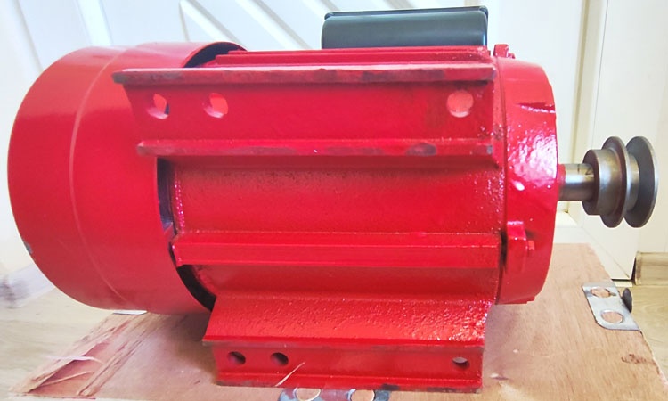 1-fázový elektromotor s remenicou na 220V 3kW 3000otáčok - 3