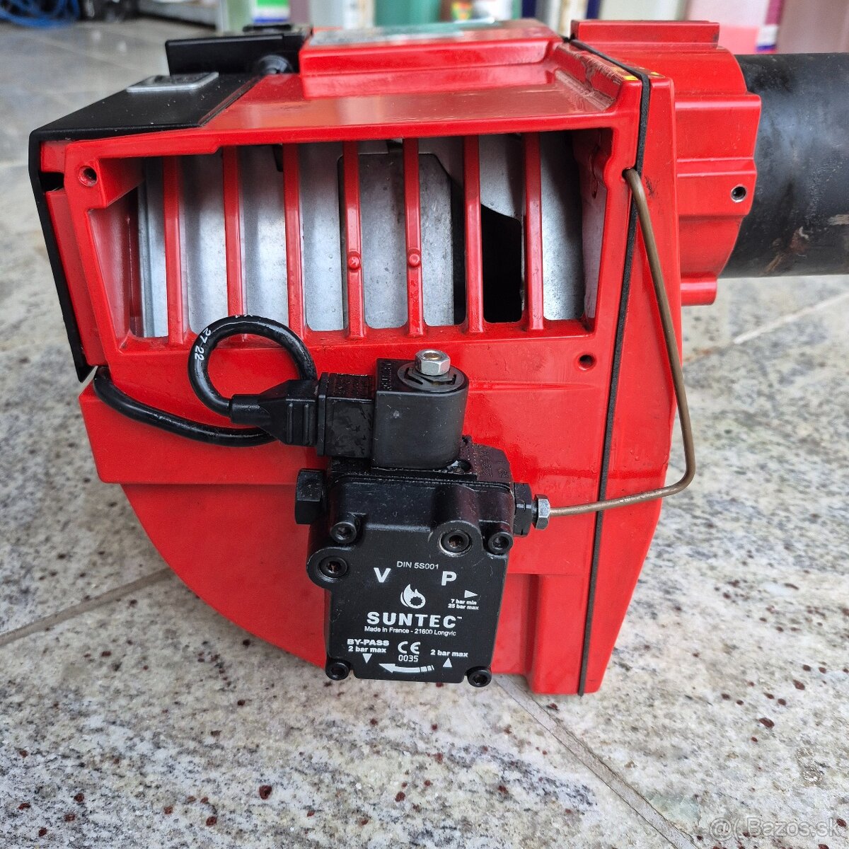 Horak na naftu Bentone ST 133 - 3