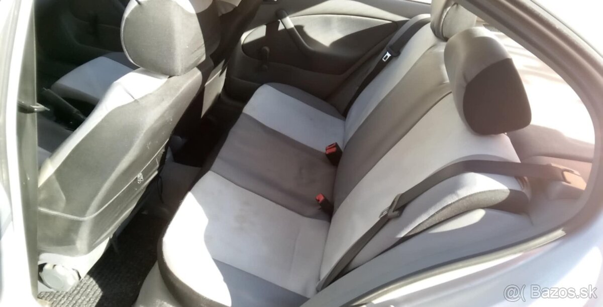 Škoda Octavia 1,6i 55kw - 3