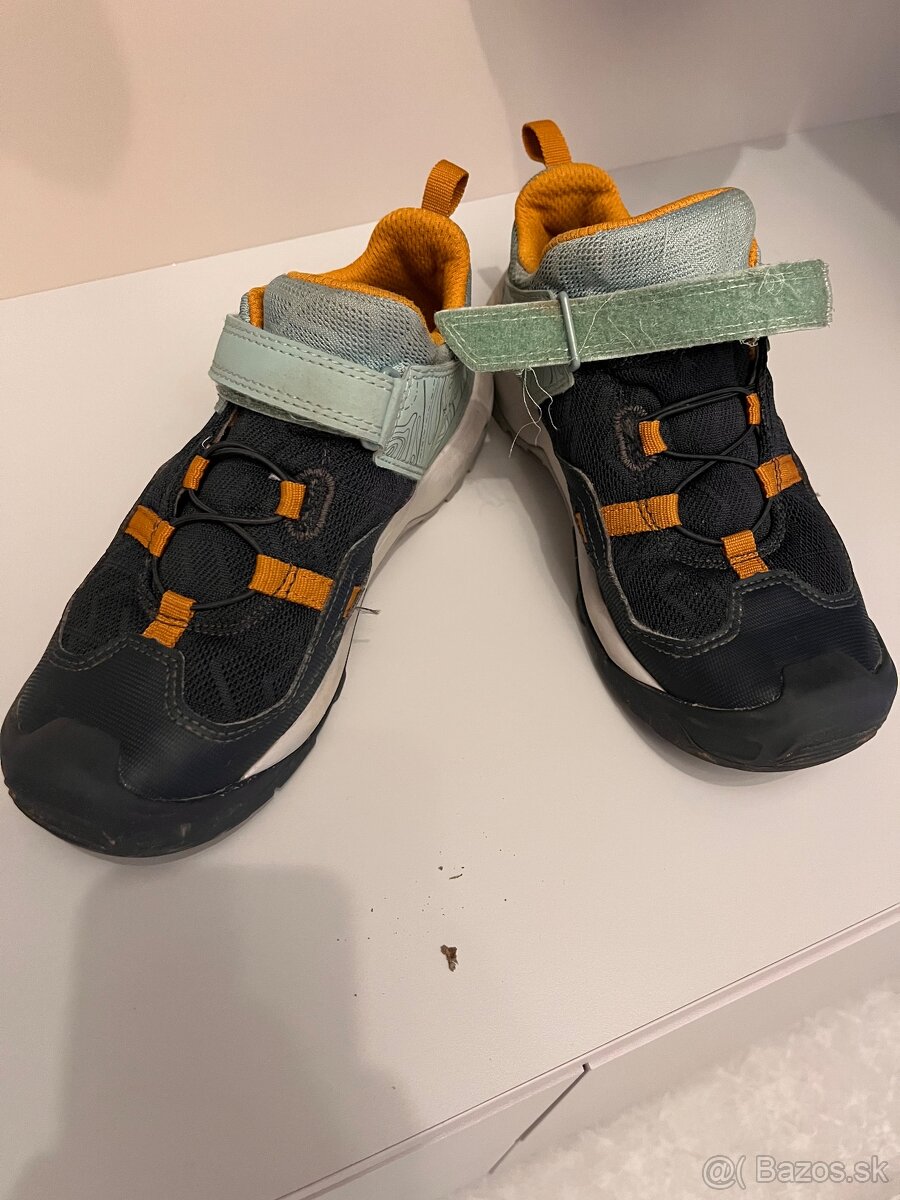 Turistické topánky chlapcenske č. 34 - 3