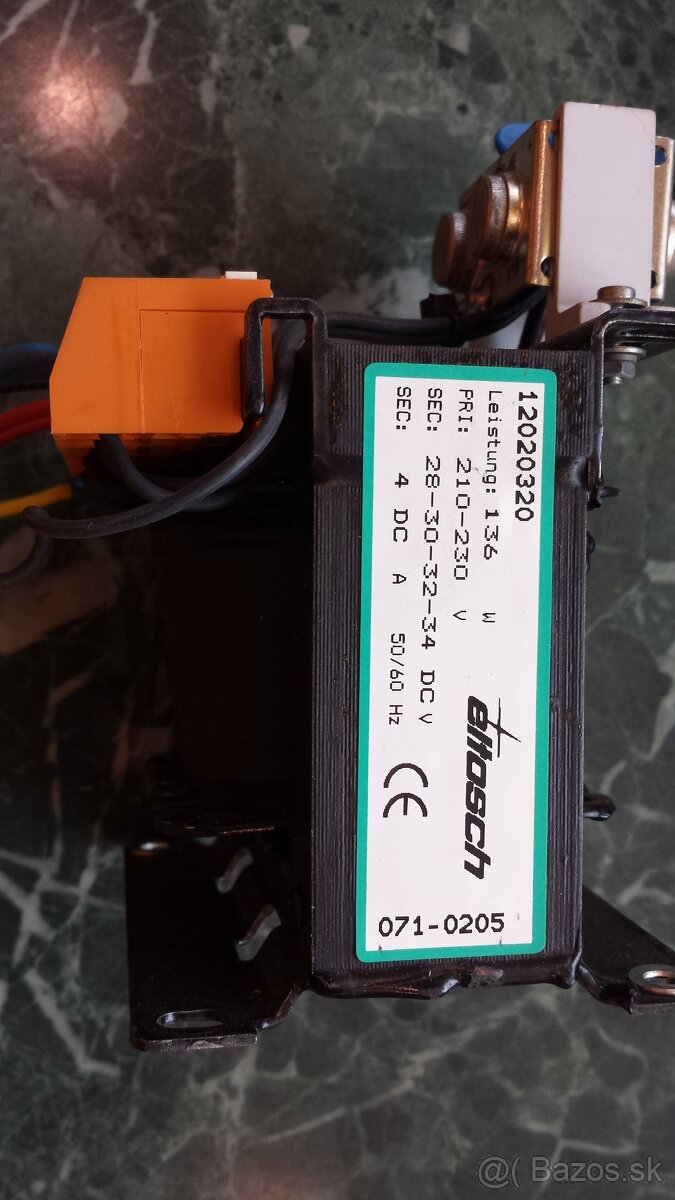 Predám transformátory : 2W.......... 24V -2eura 10W......... - 3