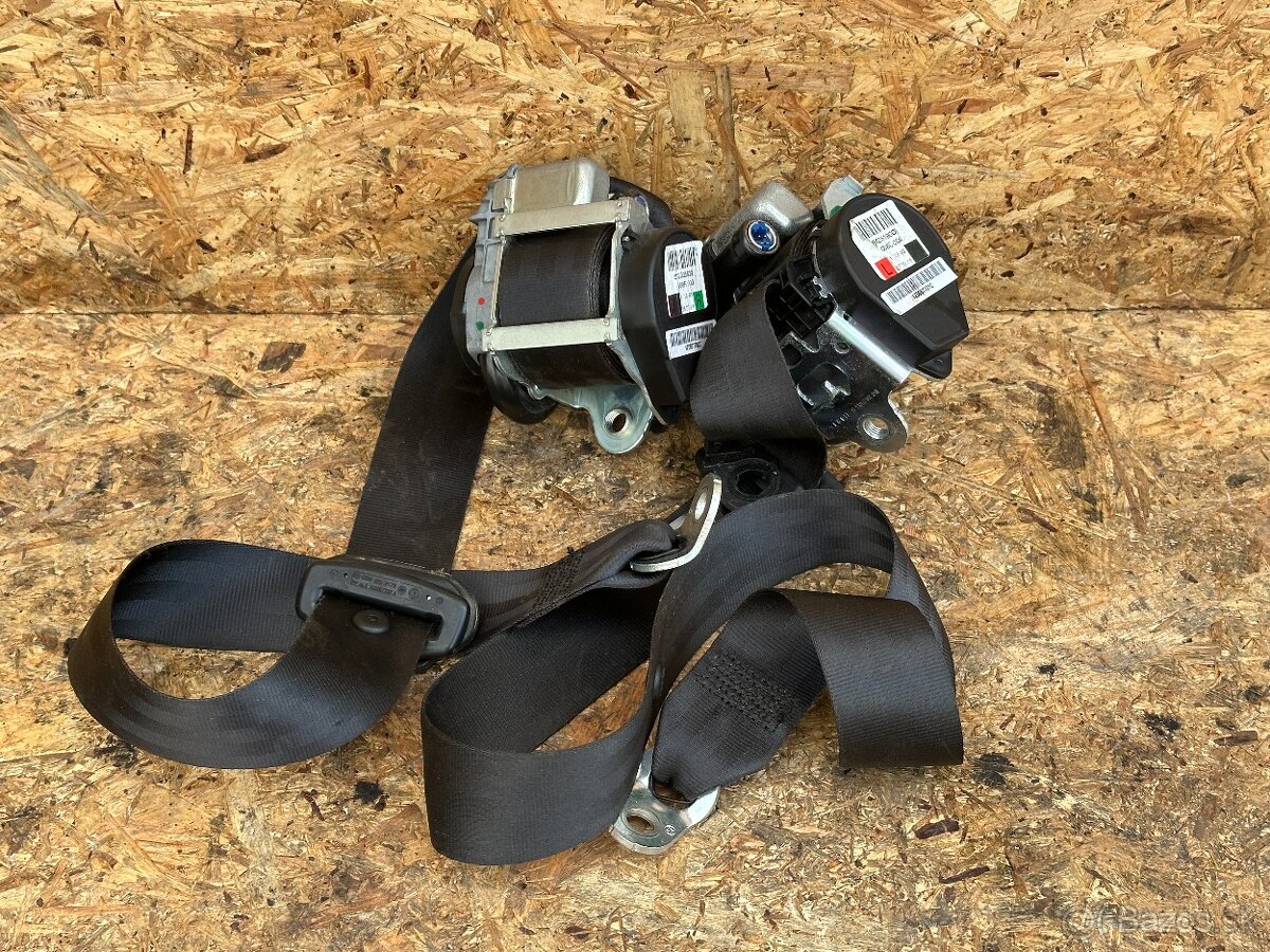 Bezpečnostné pásy Škoda Octavia II – predné/zadné – 15 €/ks - 3