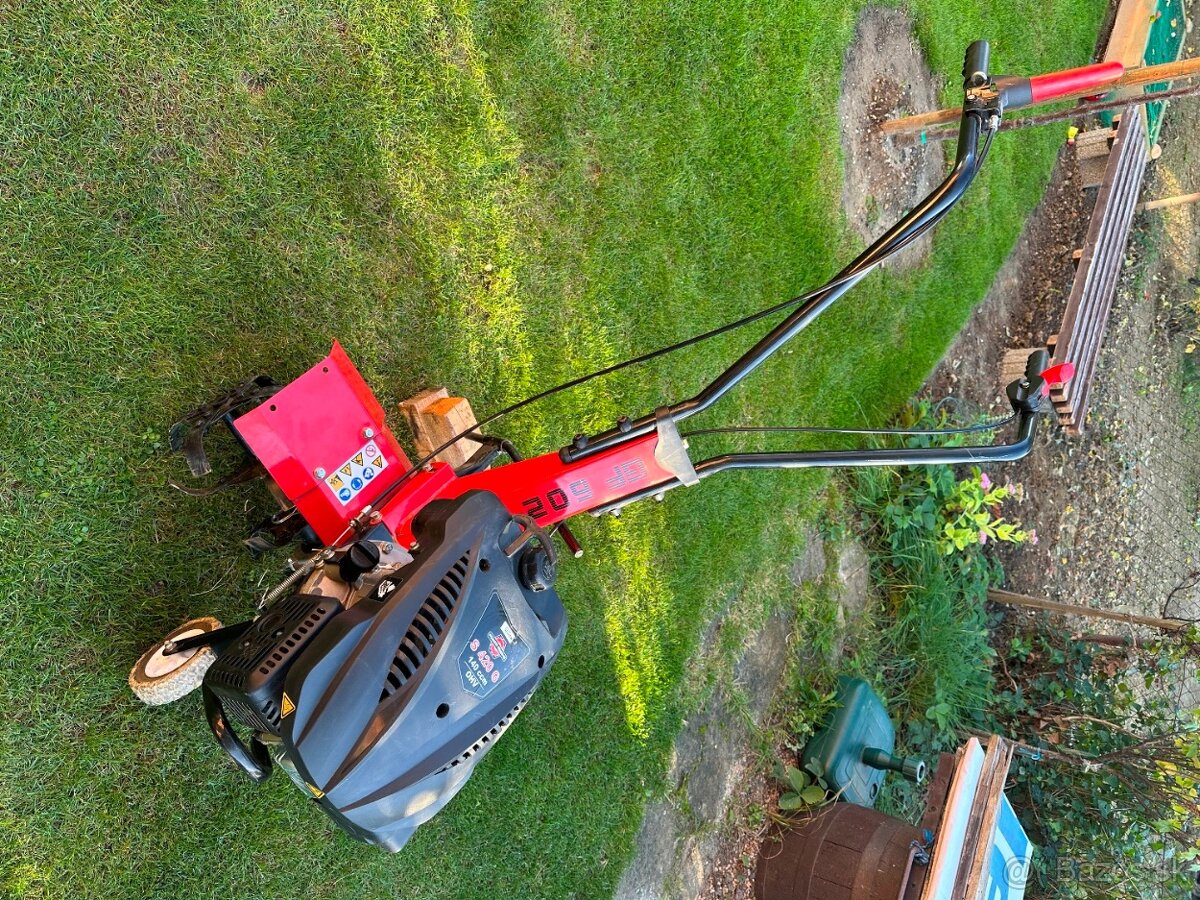 Predám kultivátor benzínový so 4 -taktným motorom - 3