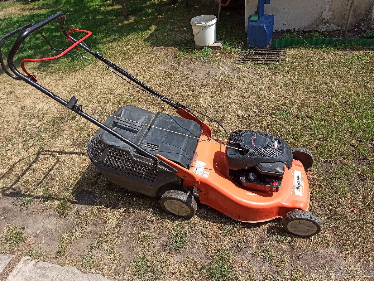 Kosačka oleomac ale su aj iné ,nie su nafotené - 3