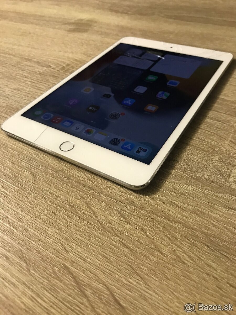 7.9” tablet iPad Mini 4.generácie 64GB prasknutý displej - 3