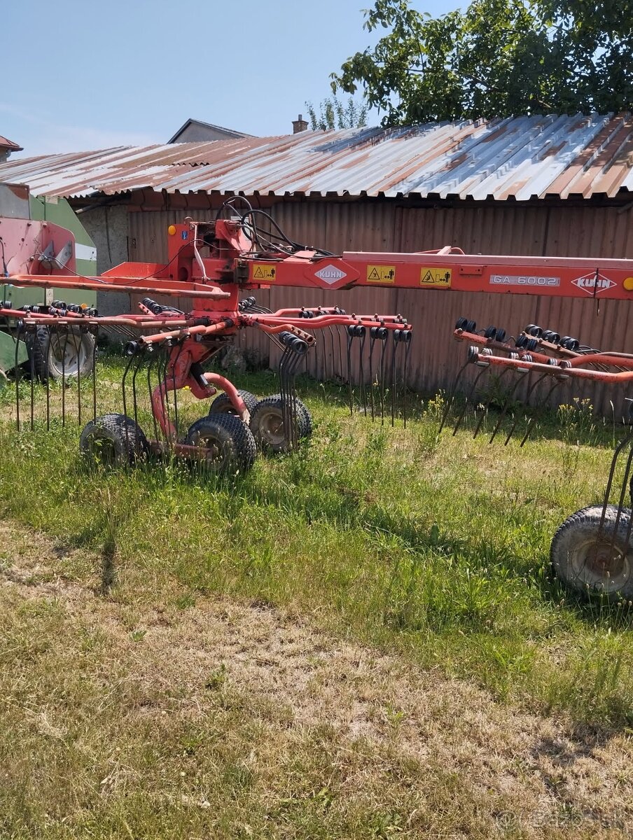 Zhrňovač Kuhn GA 6002 - 3