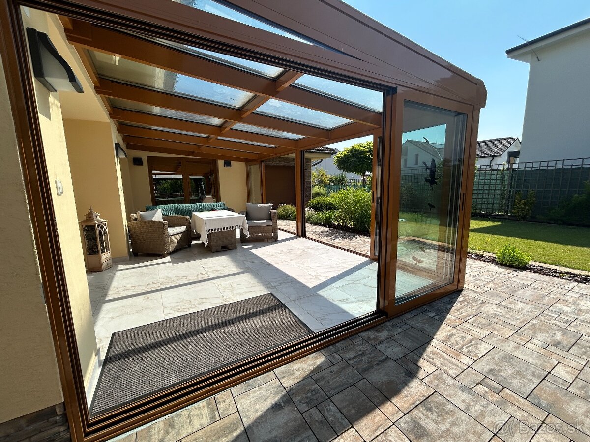 Kováčová – luxusná rodinná vila s pozemkom - 2150 m2 - 3