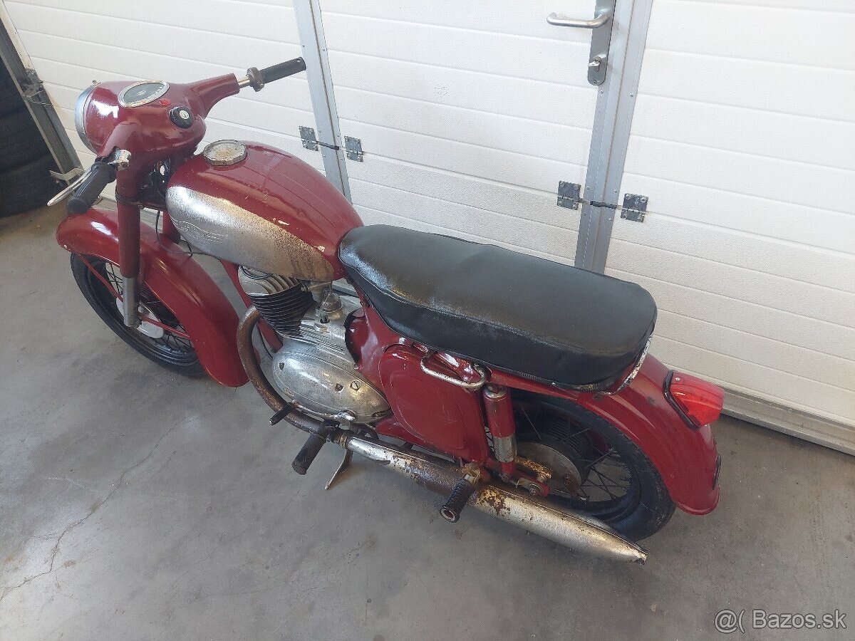 Jawa 250 Panelka s TP a Špz - 3