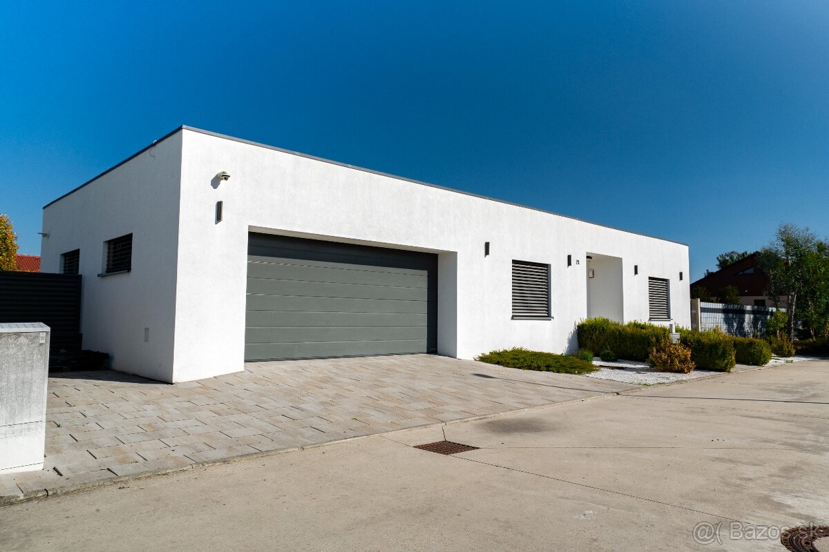 Moderný inteligentný bungalov s fotovoltaikou. - 3