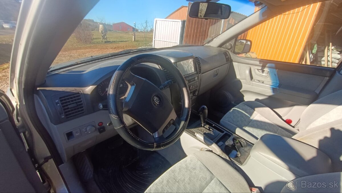 Predam Kia Sorento 3.5 V6 na ND - 3