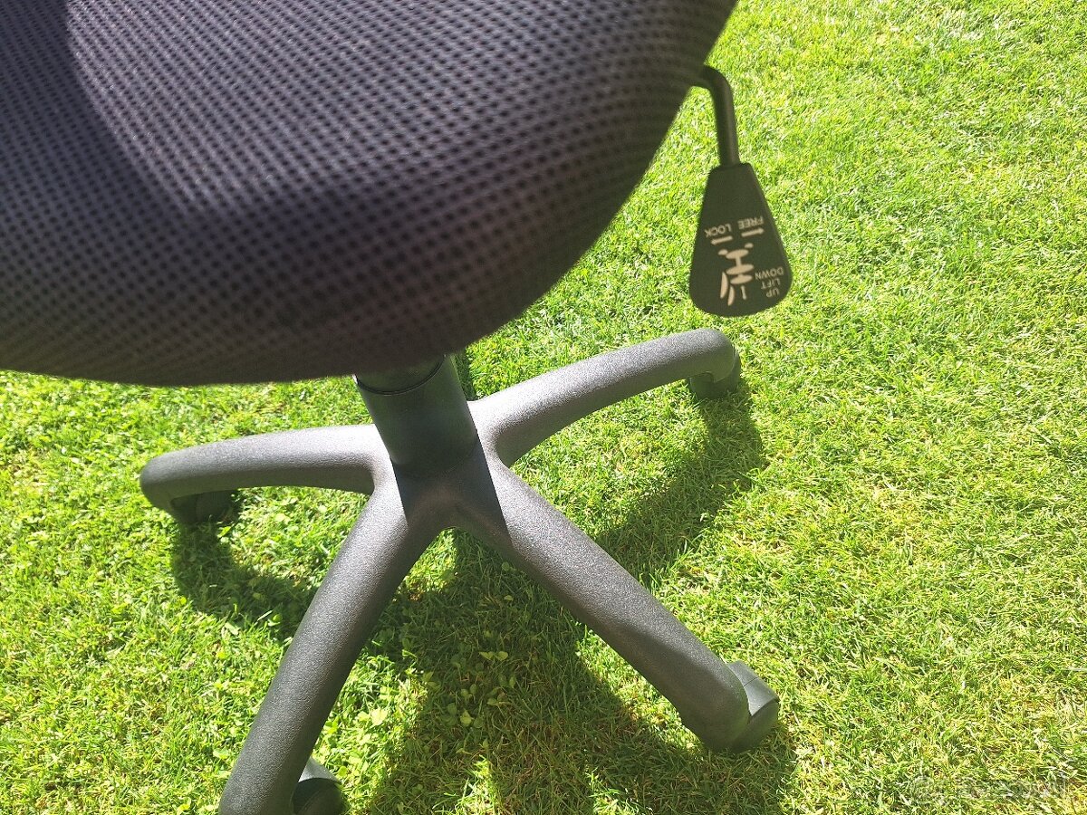 Ergonomická kancelárska stolička - 3
