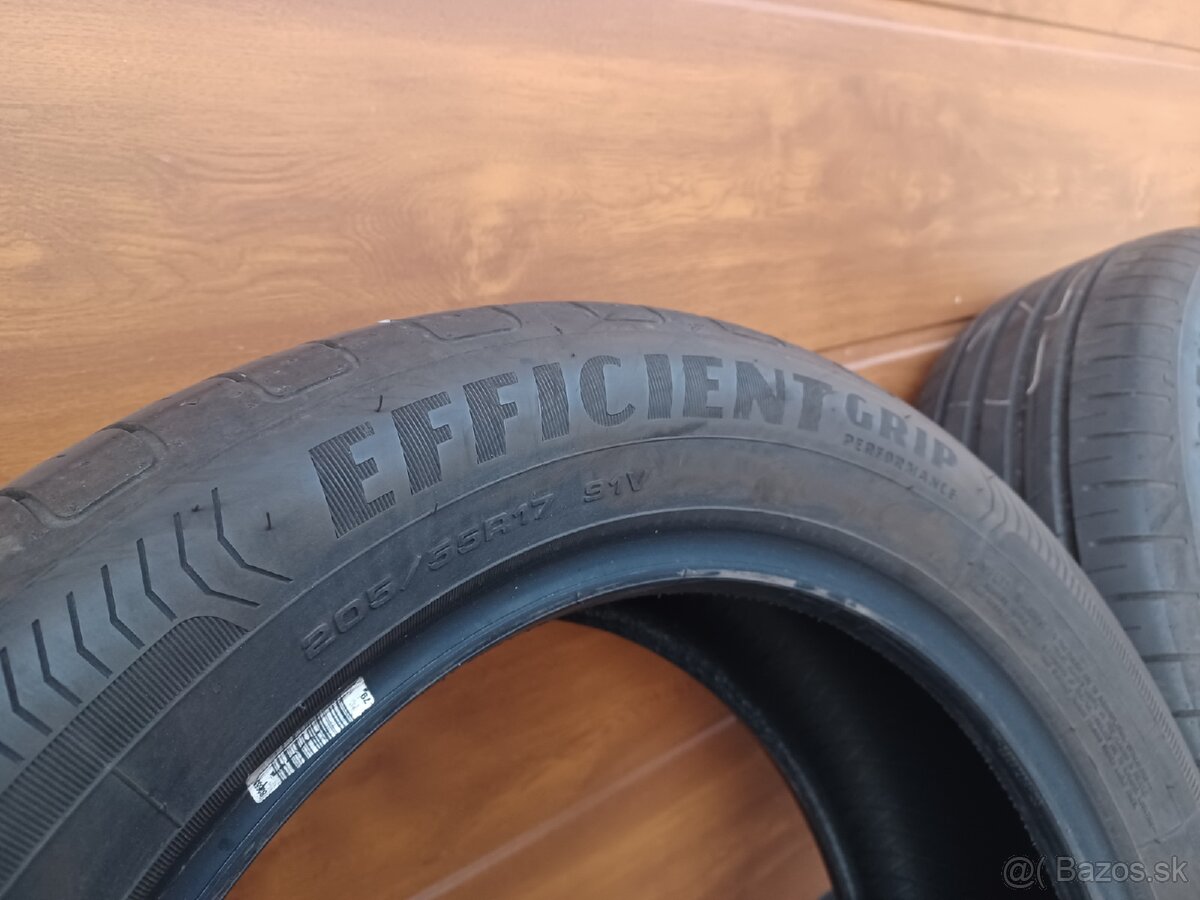 Good year effiencegrip 205/55r17 - 3