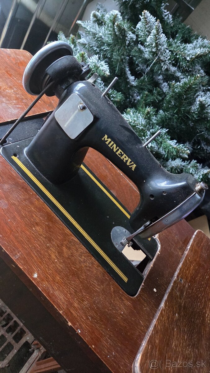 Šijací stroj Minerva - 3
