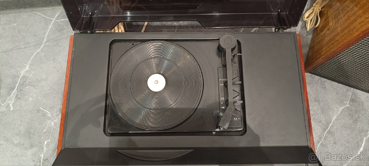 Gramofón Ilga- 301 - 3