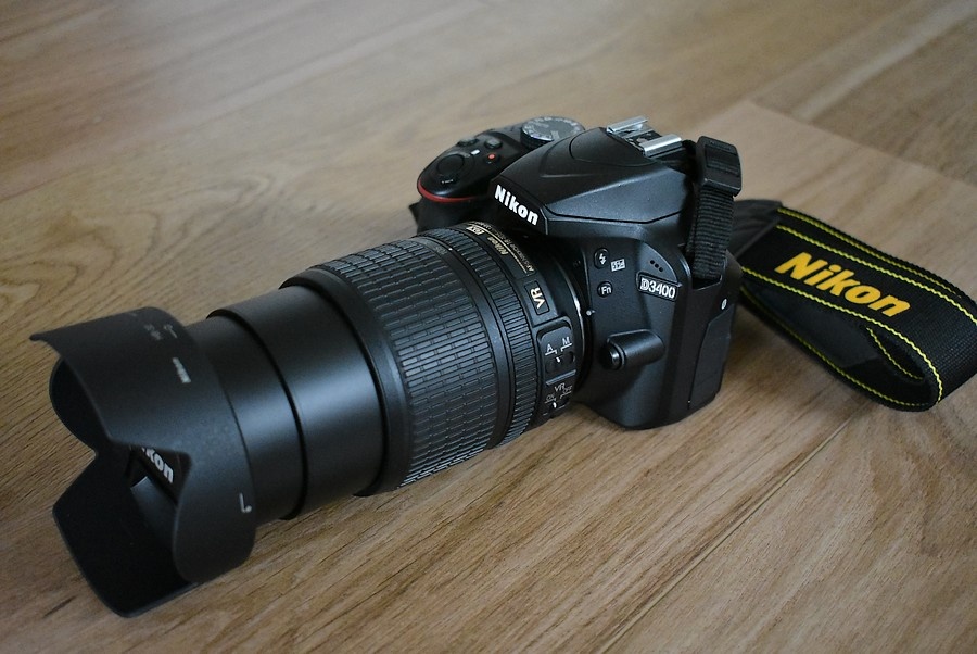 Nikon d3400 s bluetooth - VR objektiv 18-105 AF 1 tis. cvak. - 3