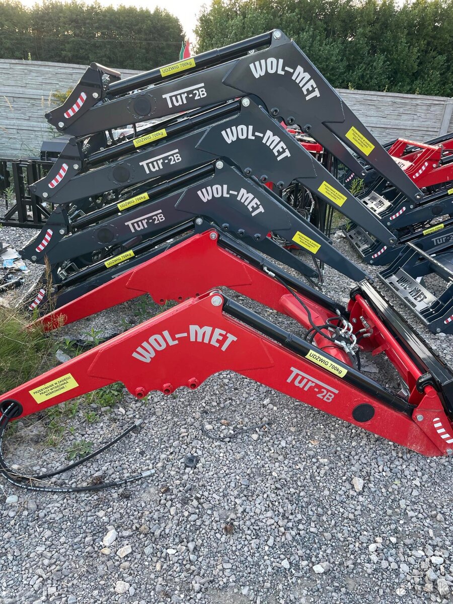 čelný nakladač a komplet podviazanie na traktor - 3